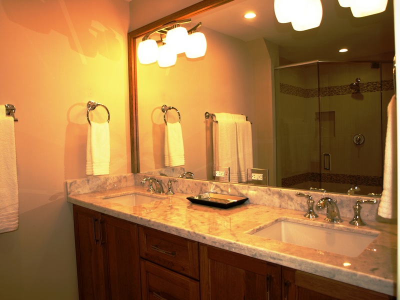 CH06A Master Bathroom